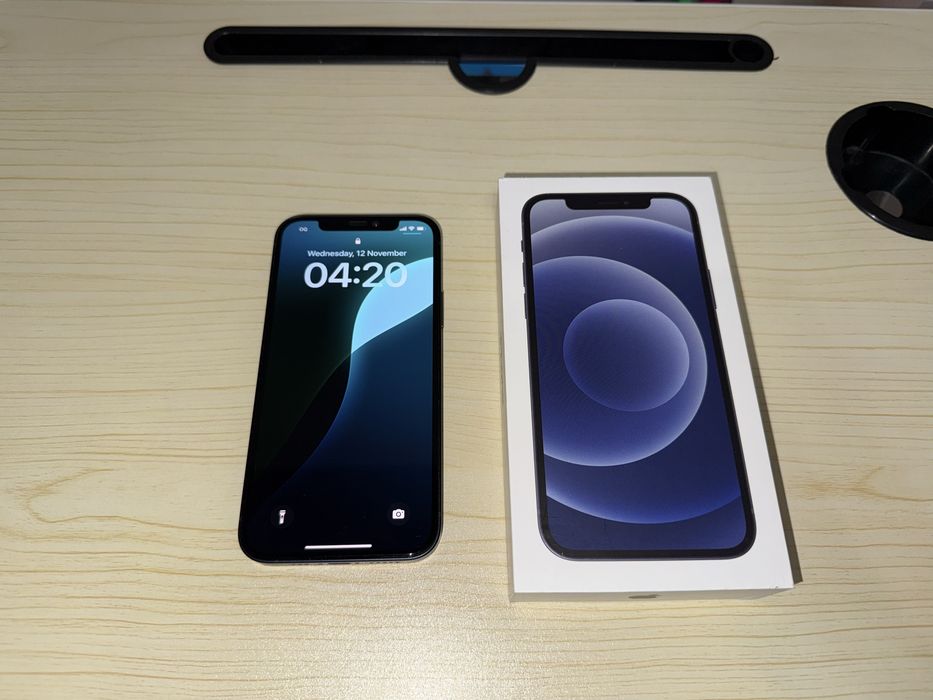 iPhone 12 Black, 64GB