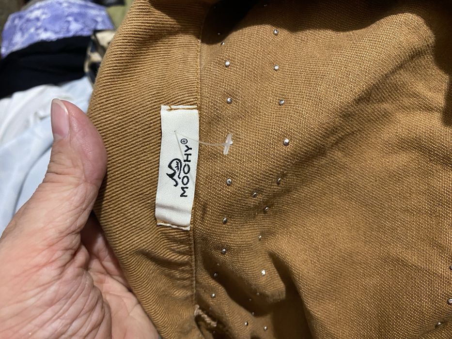 Geaca cu tinte si stasuri