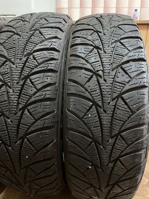 Cauciucuri iarna 185/65/15 (impecabile)