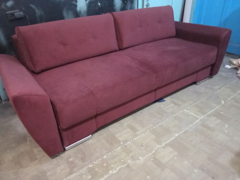 Продам диван после перетяжки