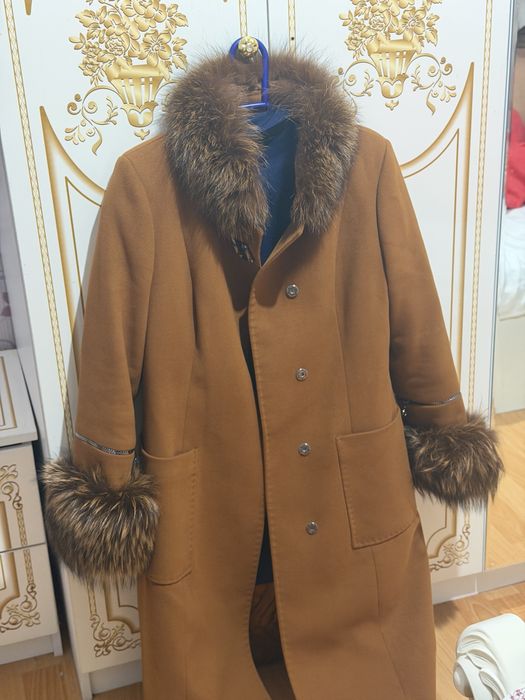 Польто почти новая