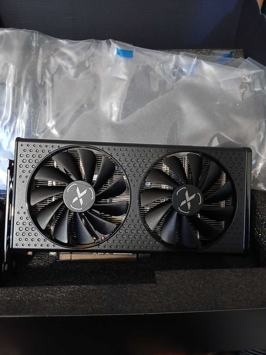 Видео карта RX6650XT  XFX