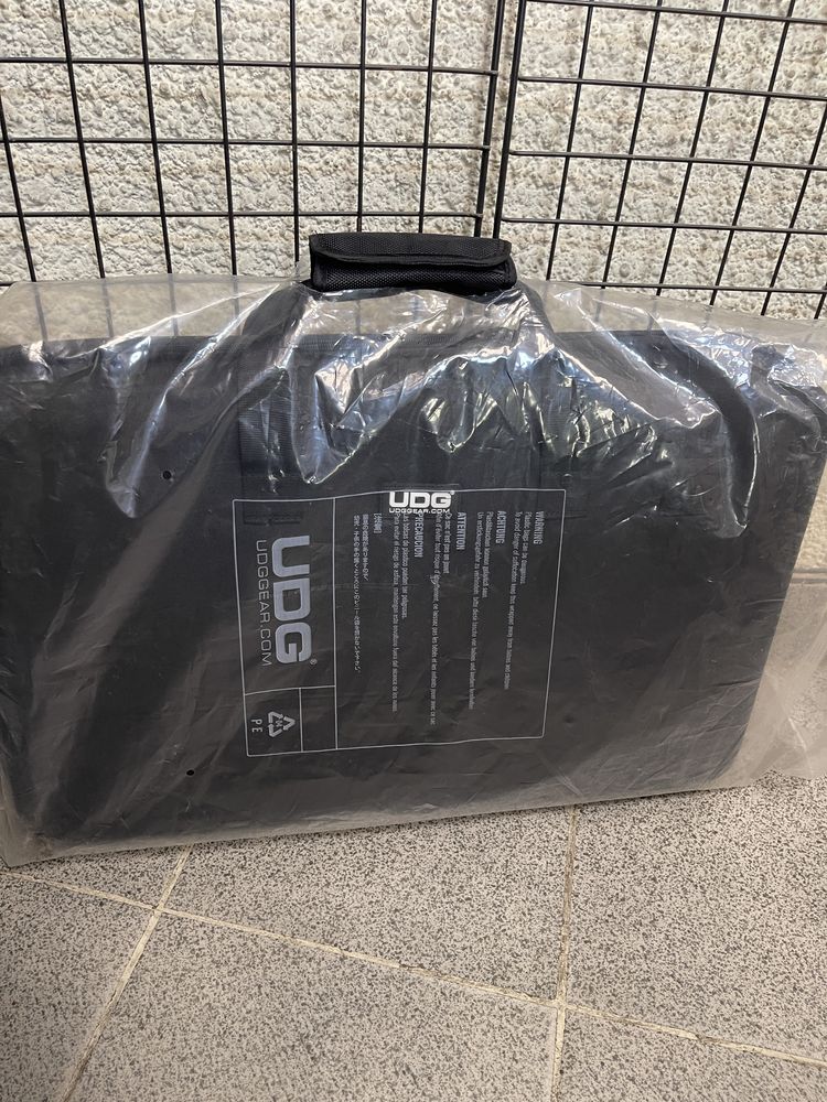 Traktor s4 mk3 Гаранция+ капак + UDG чанта