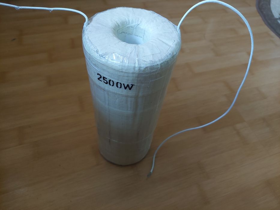 Transformator toroidal. 2500 W.