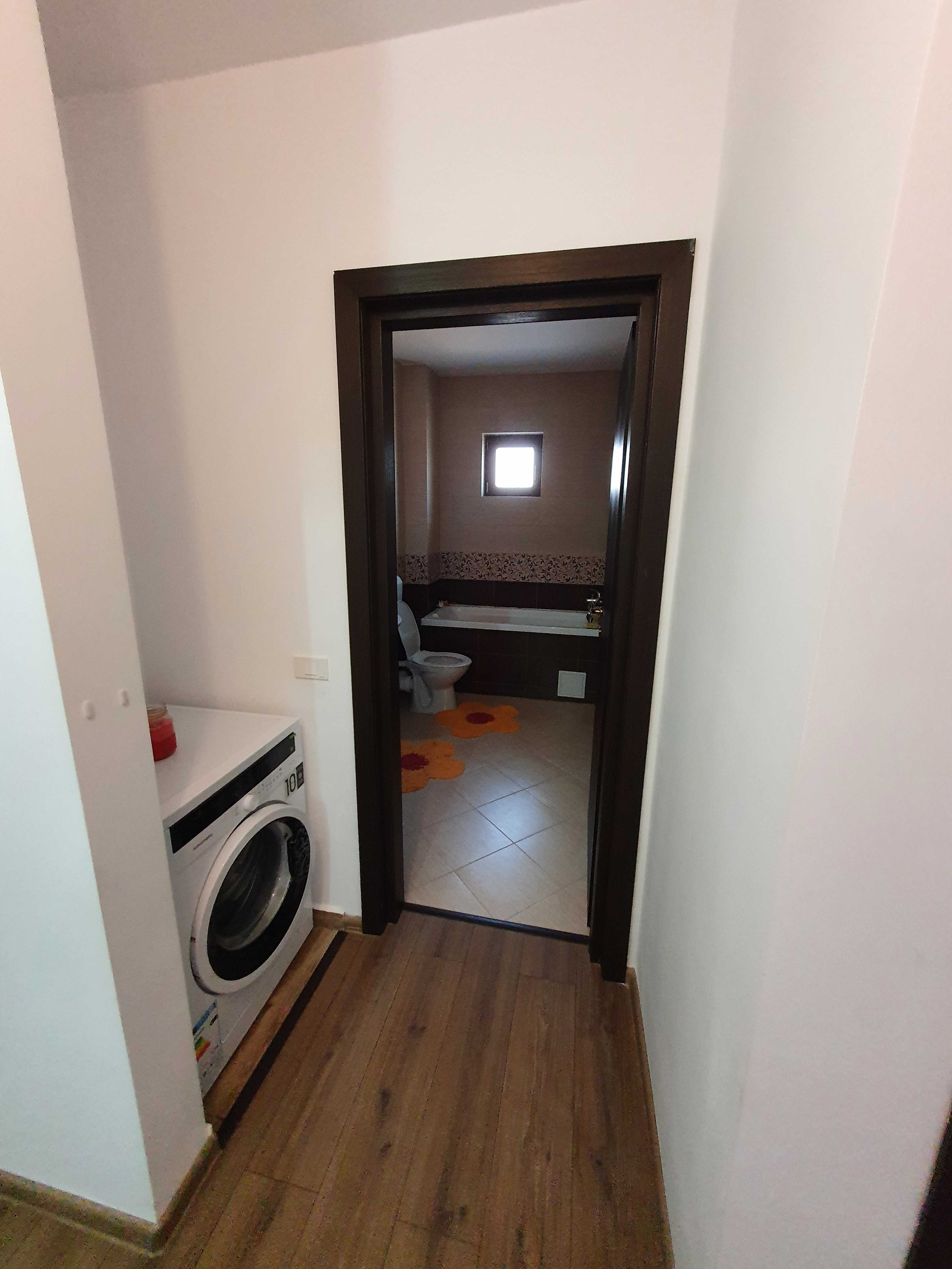 Inchiriez apartament 3 camere in Bd Metalurgiei , Brown Residence