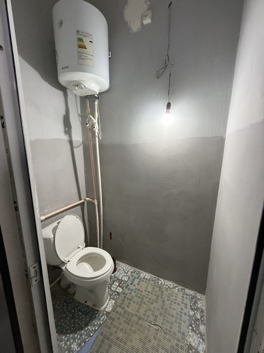 Faqat oilaga ijaraga beriladi 1 etaj 2 xonali