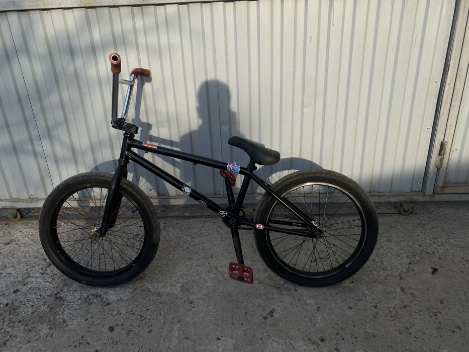 Продам бмх кастом