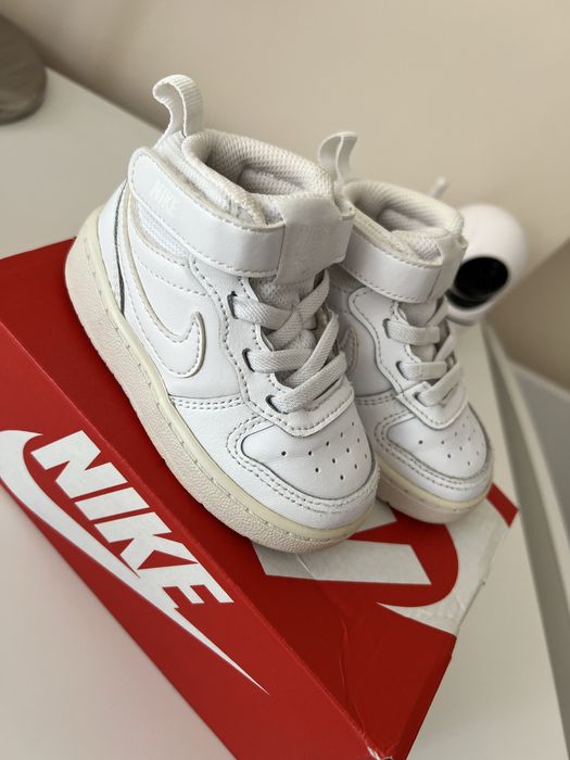 Детски кожени маратонки Nike