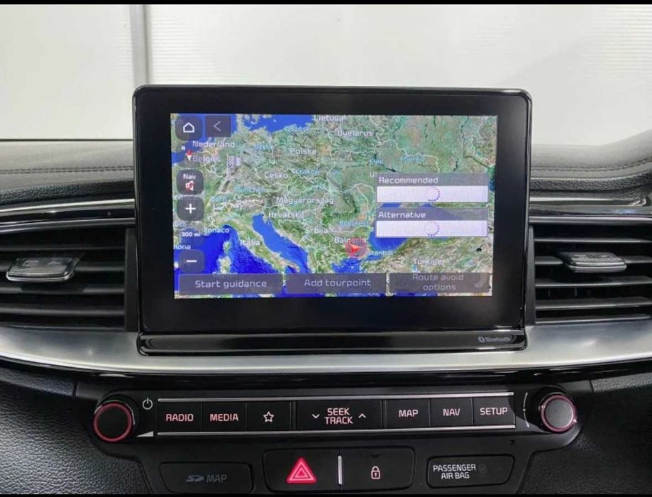 лек автомобил KIA Ceed 2019