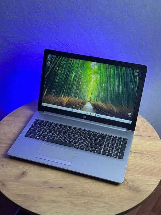 Ноутбук HP i3-1005G1 / 8 ОЗУ / 256 SSD код.9123