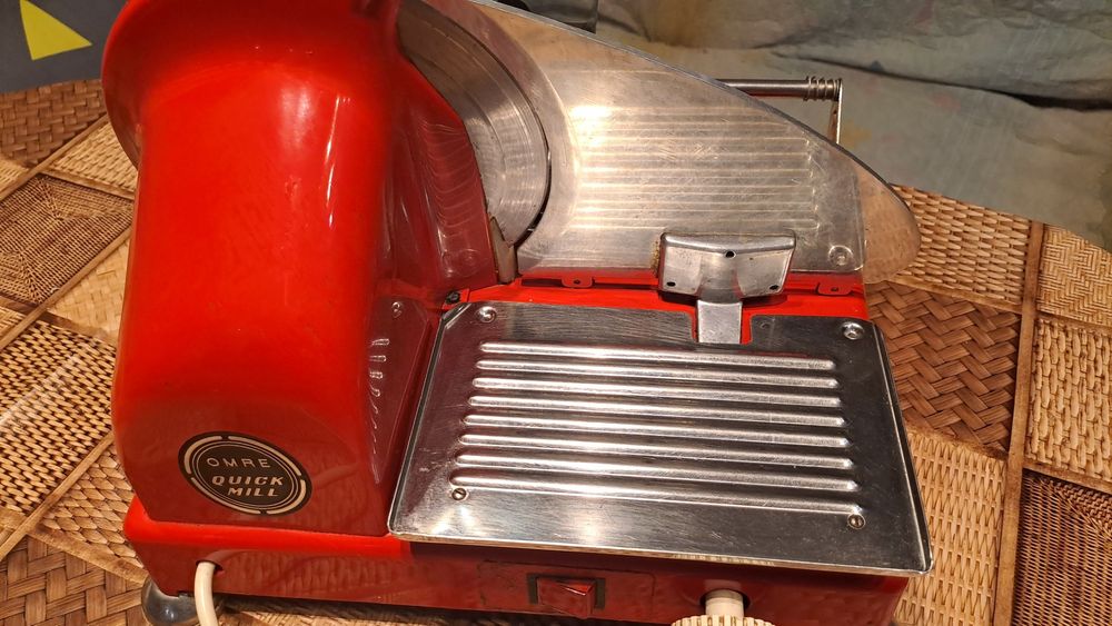 Машина за рязане на  колбаси  quick mill vintage
