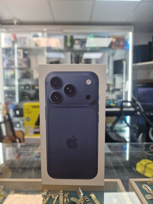 Amanet Vitan 107 Iphone 17 Pro Deep Blue 256 GB 0 cycle Activat