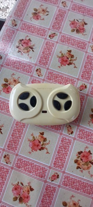 Masinuta electrica pentru 2 copii Mercedes X-Class 4x4 180W 12V