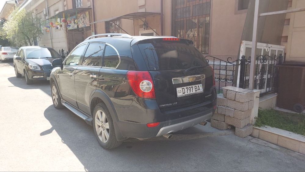 Kaptiva sotiladi Full pozitsiya  sostoyaniyasi ideal 2009