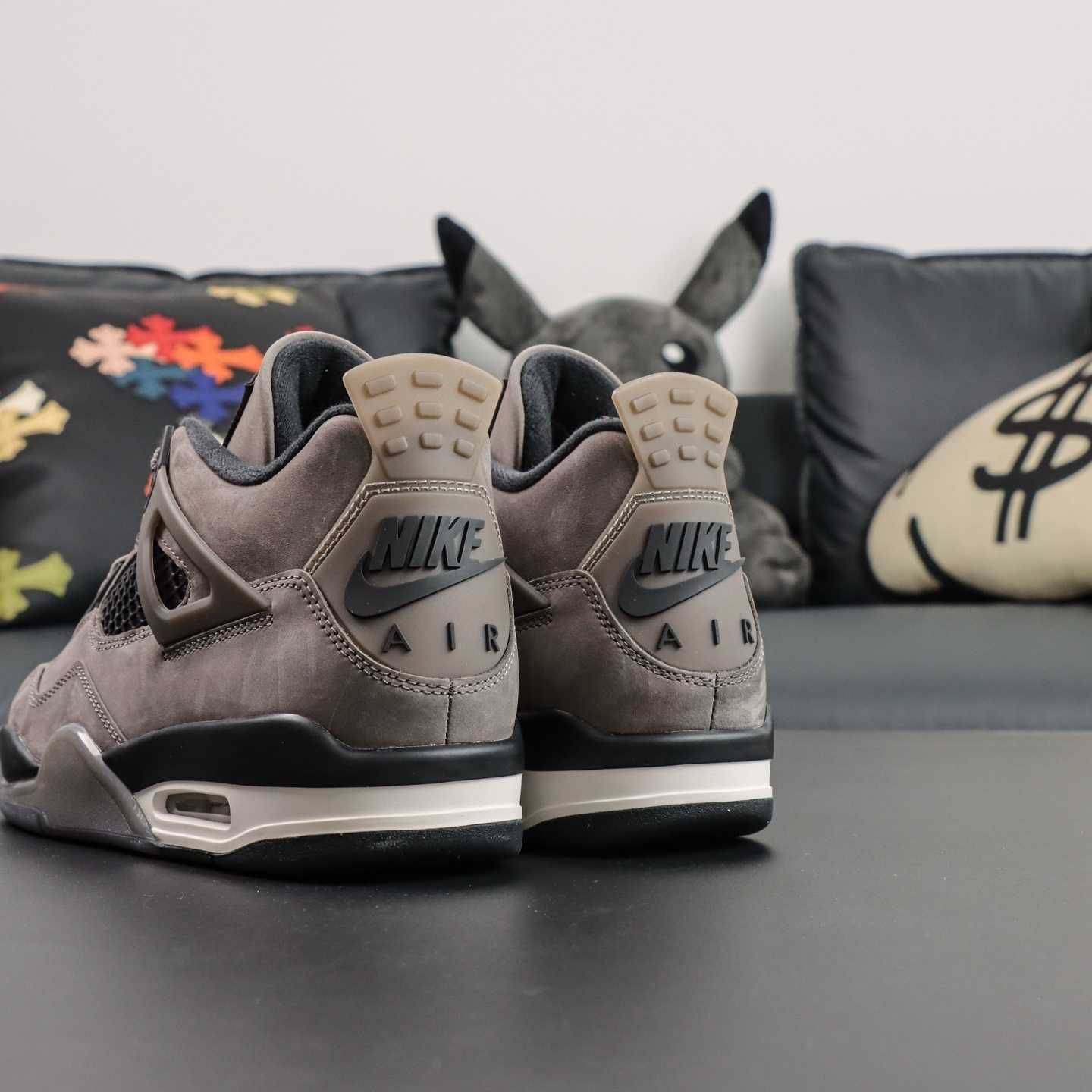 Обувки Air Jordan 4 Cave Stone