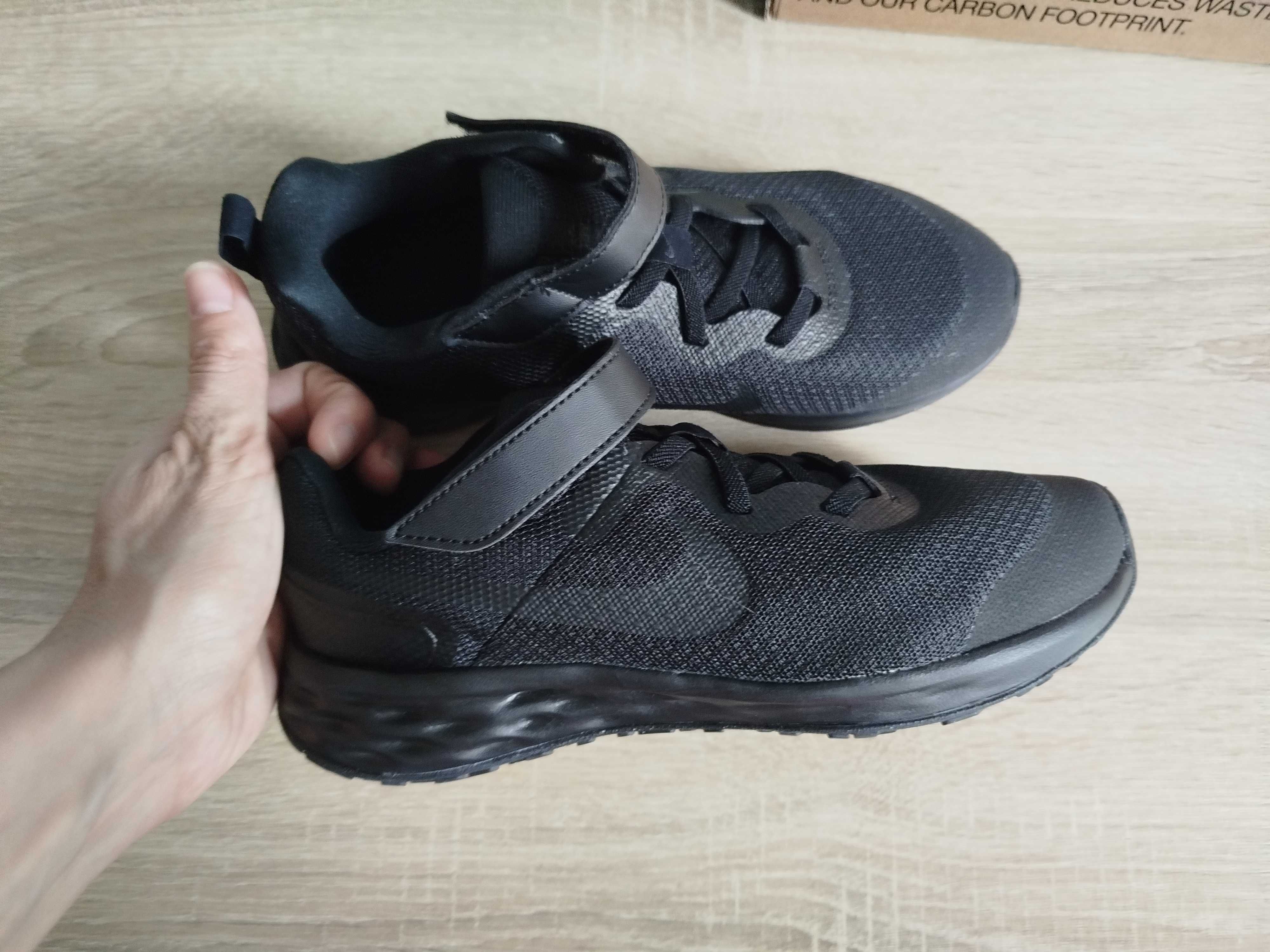 Нови маратонки NIKE