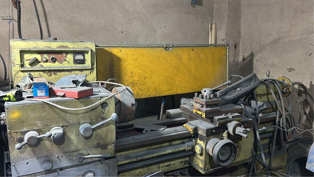 Продам токарный станок