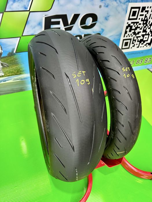 Set Anvelope Moto 120 70 17 Si 190 55 17 Bridgestone S22 2021 Set109