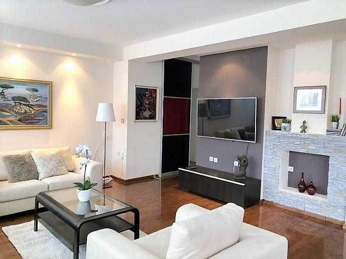 Дава се под наем Двустаен апартамент в Бургас, Братя Миладинови - 63 кв.м за 204 € - Снимка #3