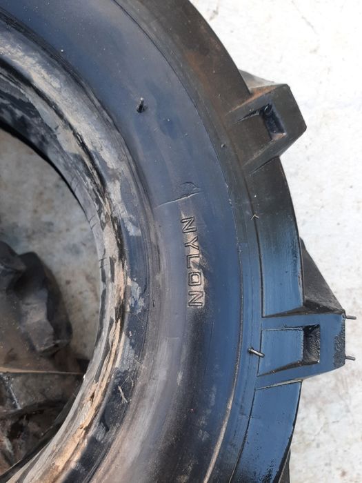 Cauciucuri tractorașe remorcute motocultoare