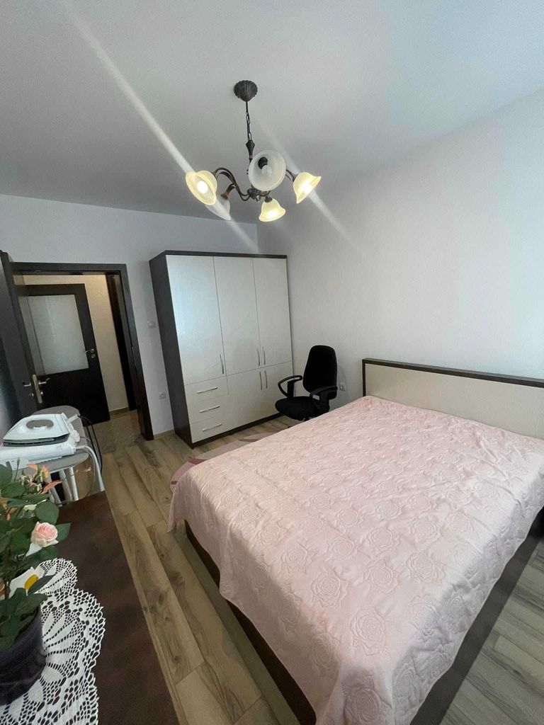Продава се Тристаен апартамент в Стара Загора, Операта - 214 кв.м за 916 €/кв.м - Снимка #6