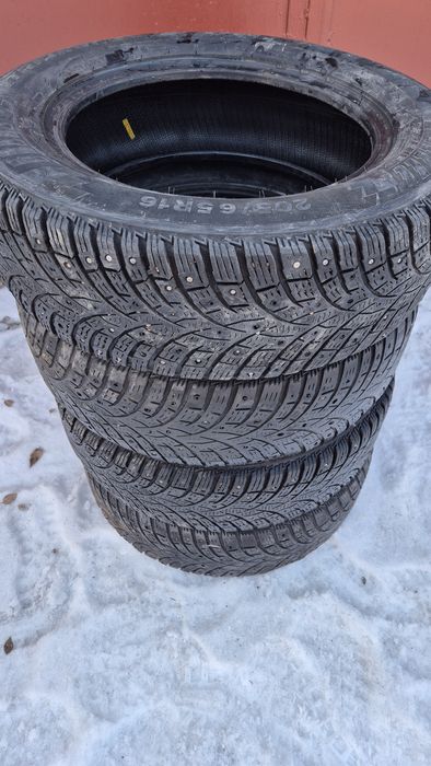 Комплект шин.  .