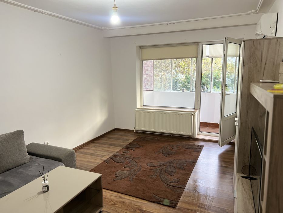 Inchiriez apartament cu 2 camere ultracentral pe matei basarab la et 2