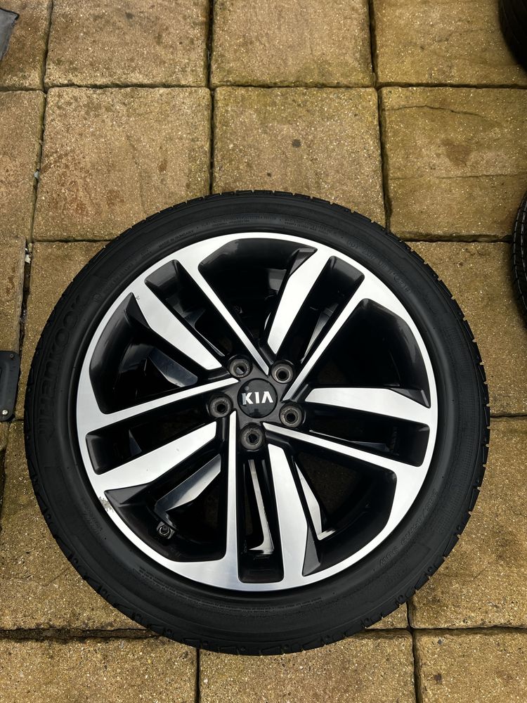 Jante Originale Kia Sportage cu anvelope 245/45R19