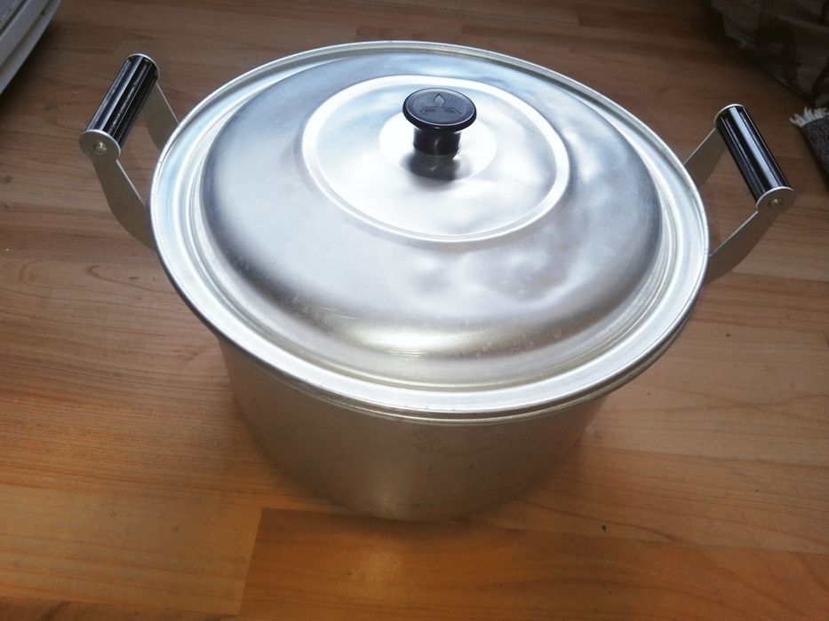 Кастрюль 11л сатылады