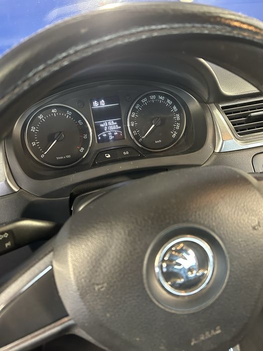 Шкода Рапид Газ/Бензин