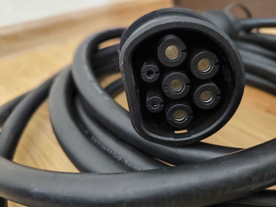 Кабел Тайп 2 за зареждане на елекромобил (type 2)