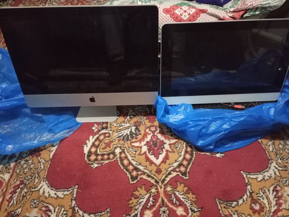 iMac 21.5-дюйма 2011 года
Характеристики 
Экран	21.5-дюймовый LED-подс