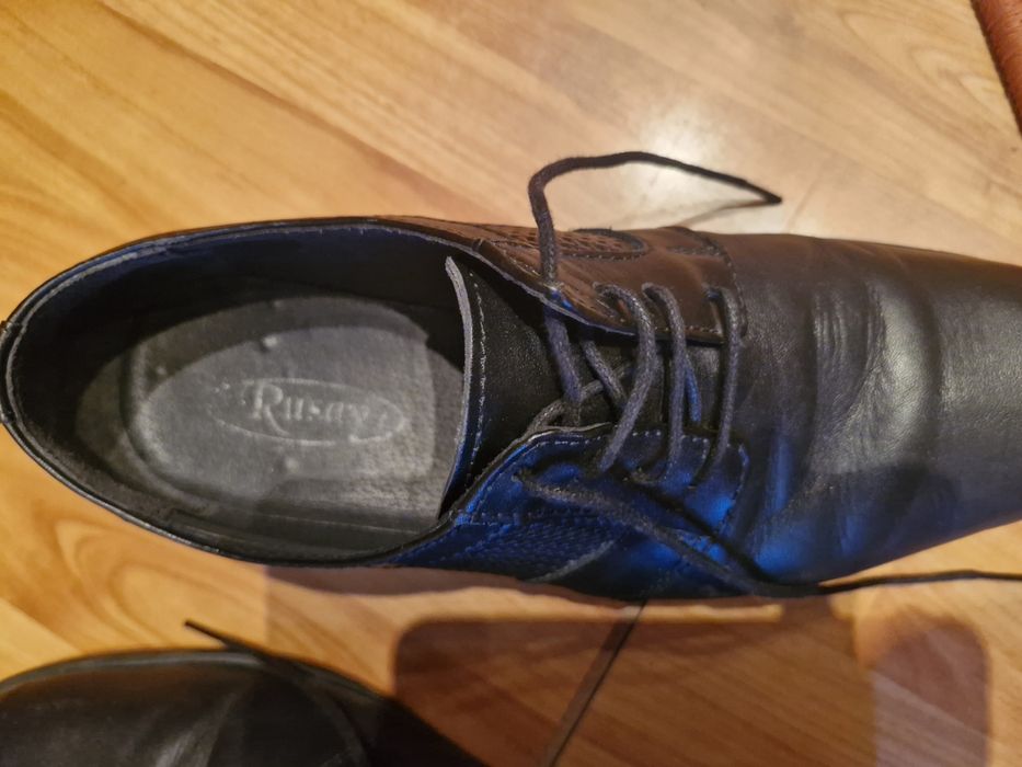 Pantofi din piele marimea 41