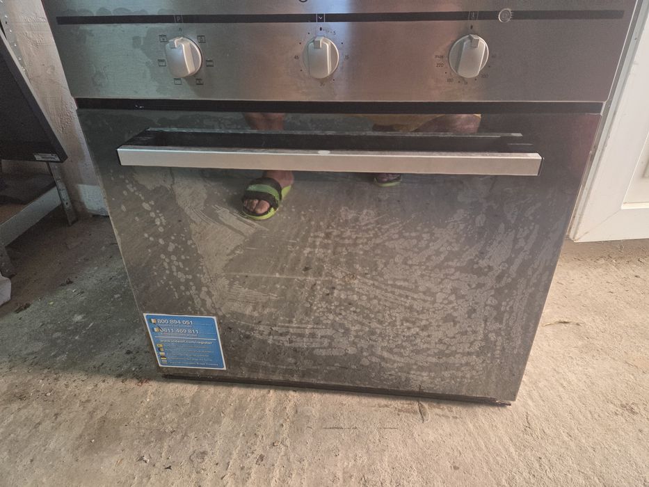 Cuptor electric Indesit