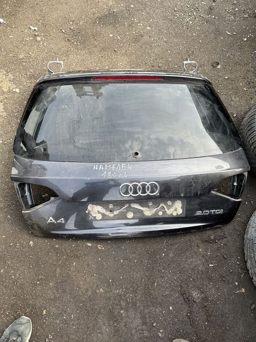 Намален капак за Audi A4 B8 Avant комби Ауди А4 Б8 има лек дефект стоп