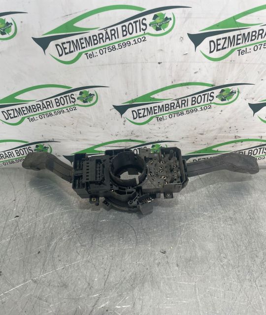 Maneta stergatoare parbriz si luneta 12212819 Skoda Fabia 6Y