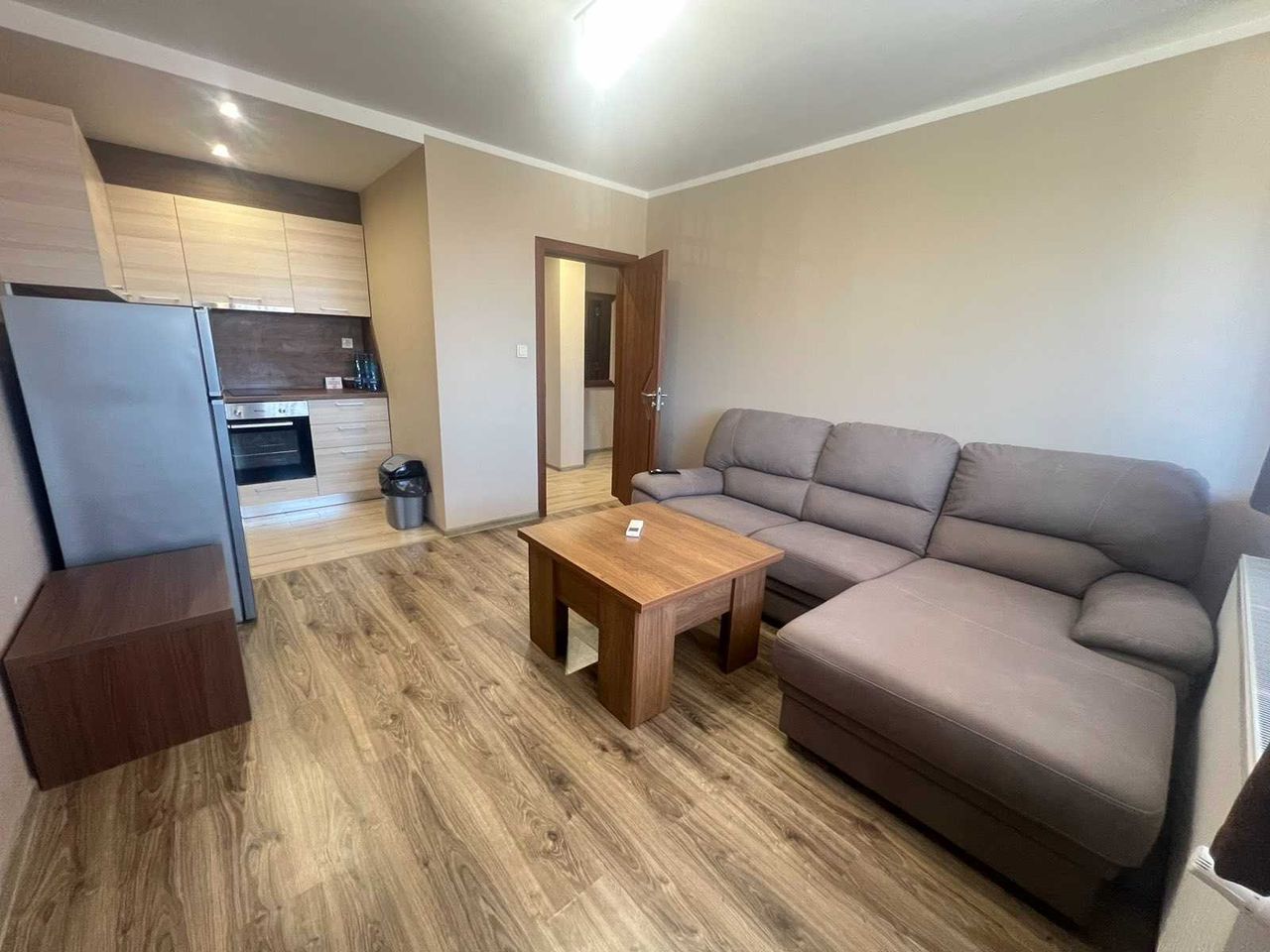 Дава се под наем Двустаен апартамент в Велинград - 75 кв.м за 295.8 € - Снимка #1