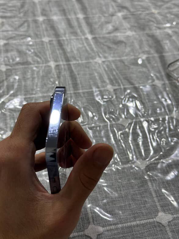 IPHONE 13 PRO  yengi srochna