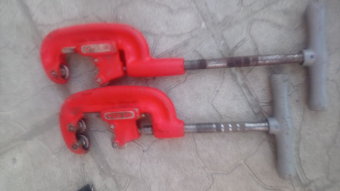 Ridgid 42A Висококачествена 4колесна тръборезачка 3/4"-2"