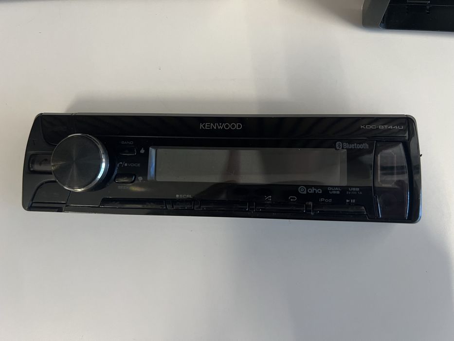 Автокасетофон KENWOOD KDC - BT44U с USB и BLUETHOOD, CD и допълнителен