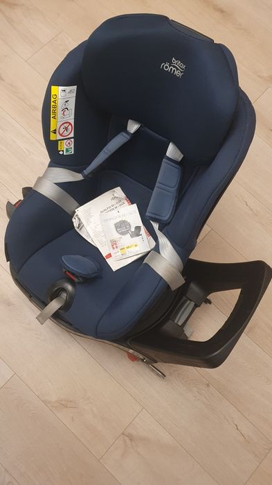 Scaun auto rear facing Britax Romer Swingfix M i -size