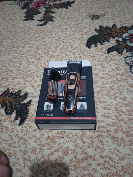 Соч машинка сотилади