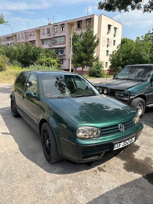 Продается Volkswagen Golf 4