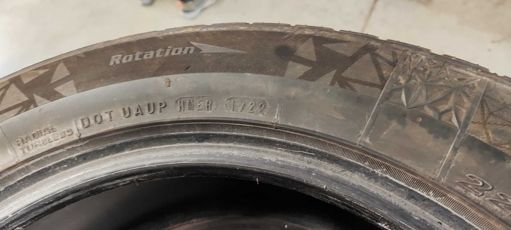 2бр.зимни гуми 225/55/17 Nexen