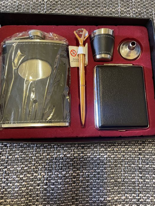 Set cadou cu tabacheră