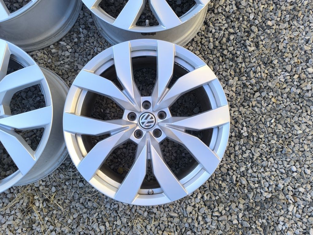 20 цола джанти за Volkswagen Touareg / Audi Q7 Q8 A8 A7