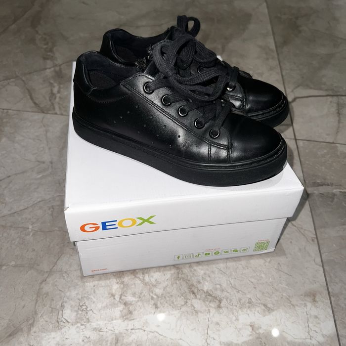 Geox 31 размер на девочку 1-2 класс