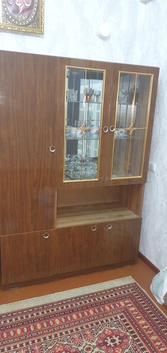 Сервант продаётся