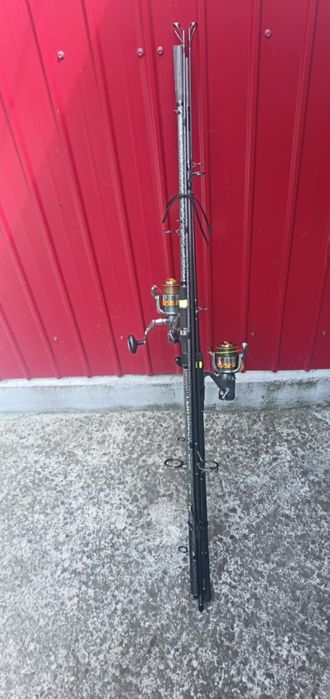 Vând 2 lansete ambele 3,90