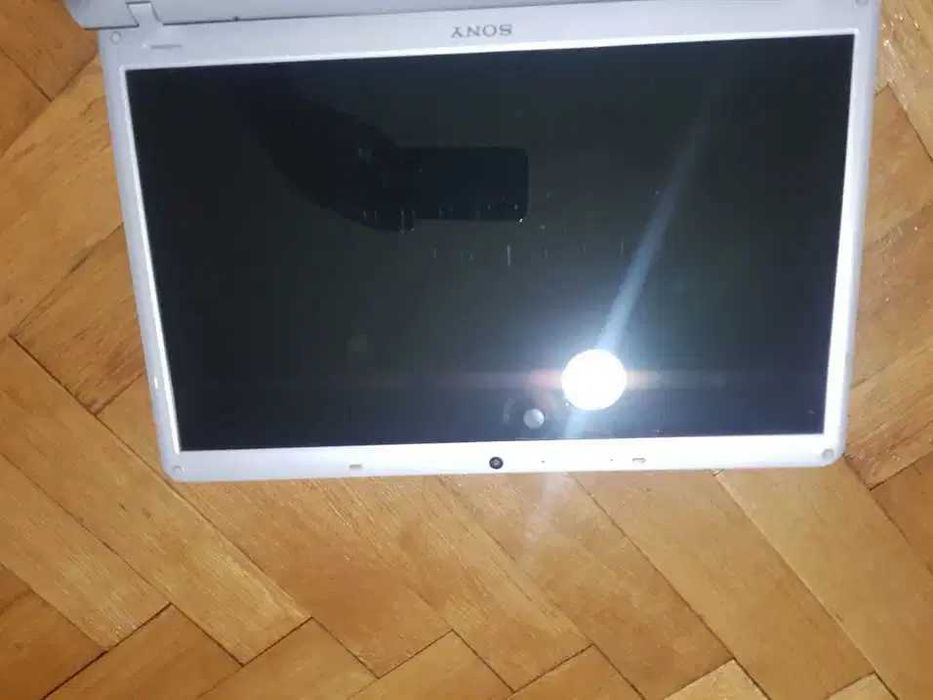 Capac display + rama laptop Sony Vaio PCG-71211M